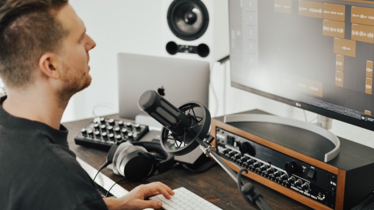 Monitoringlautsprecher richtig aufstellen | beyerdynamic