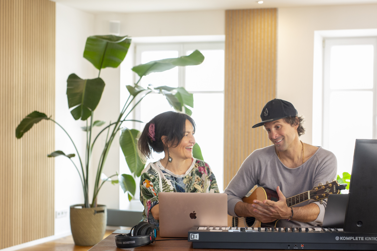 Ana und Adrian - Tonstudio für Frauen