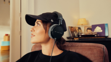 Podcast aufnehmen – Tipps für perfekte Raumakustik und professionelles Monitoring