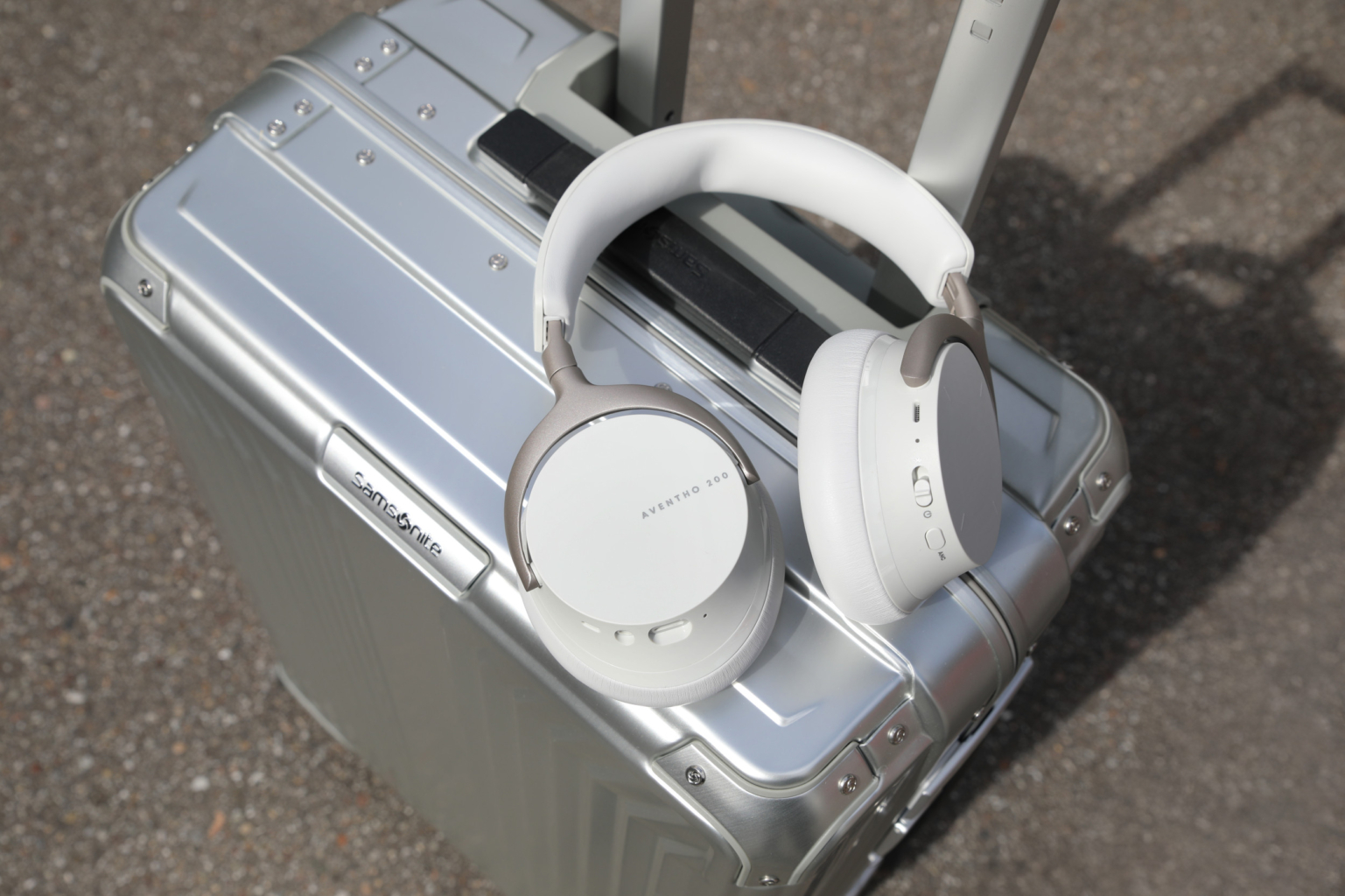 AVENTHO 200 x Samsonite - beyerdynamic