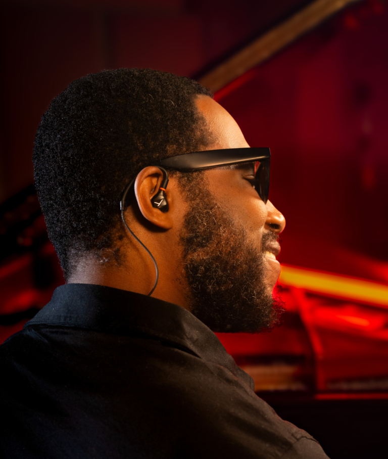 in-ear monitoring cory henry - beyerdynamic